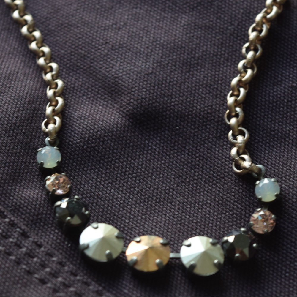 Sabika Raw Elegance Manhattan Winter 2013 Retired Swarovski Necklace